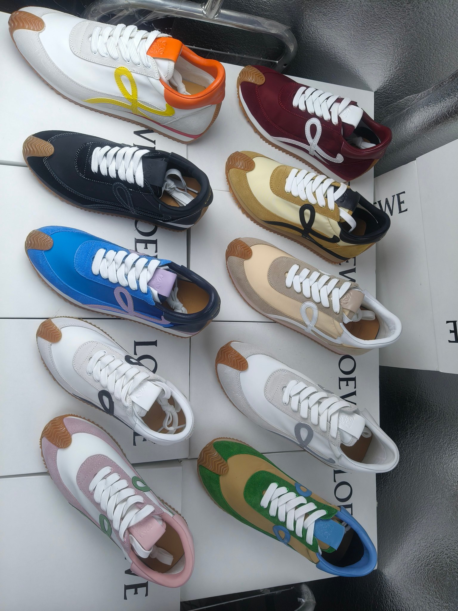 NO:535011,Loewe Loewe Weide Training Shoes Couple Model 35-46, Casual Shoes/Sports Shoes, Loewe, Loewe, Sneakers19860909Loewe罗意威德训鞋情侣款35-46,休闲鞋/运动鞋,loewe,loewe,sneakers,Women's Shoes