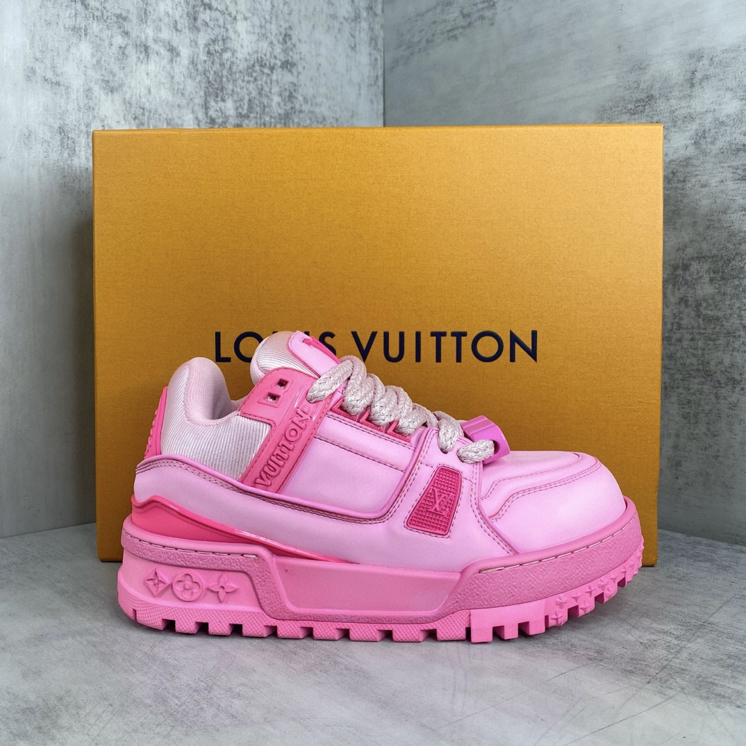 Louis Vuitton 新款上架 LV Louis Vuitton 23S走秀款Trainer 水染胖丁面包滑板鞋 独家开模暗花老花串珠 男款39-45