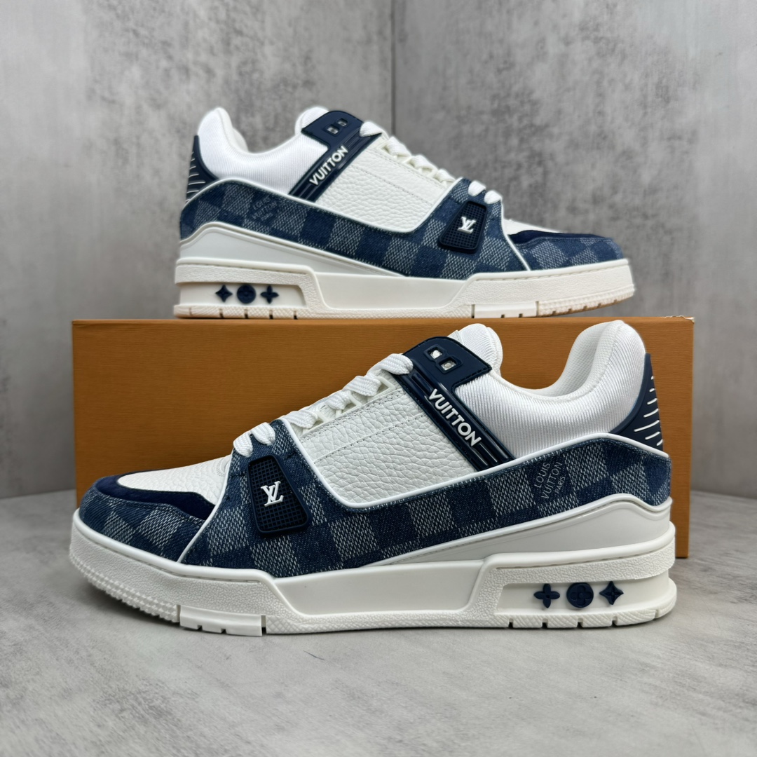 Louis Vuitton 新款上架 正确版 2024 Louis*Vuitto* LV Trainer 最新款 大底和面料私模 绝对下血本费心思的一款鞋子 自Vifgil到来之后而设计的这一系列 每一季度都深受众多粉丝的青睐 TPU 大底 包装