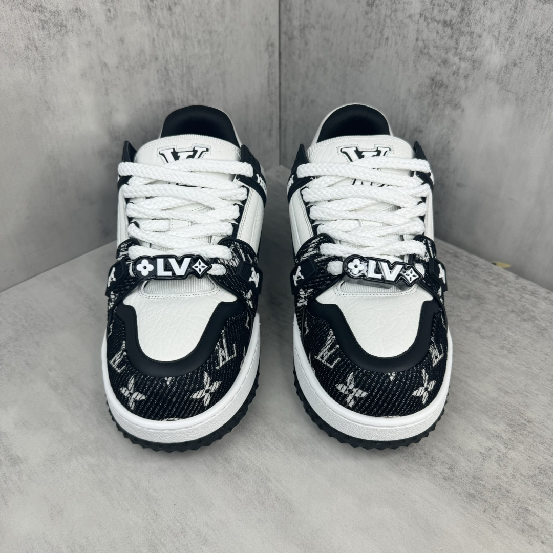 Louis Vuitton 新款上架 正确版 Louis*Vuitton* 24SS走秀款 胖丁Trainer 面包鞋 滑板鞋 休闲 运动鞋 DIY串珠Loui* vuitto* 2024年男装春夏走秀款
