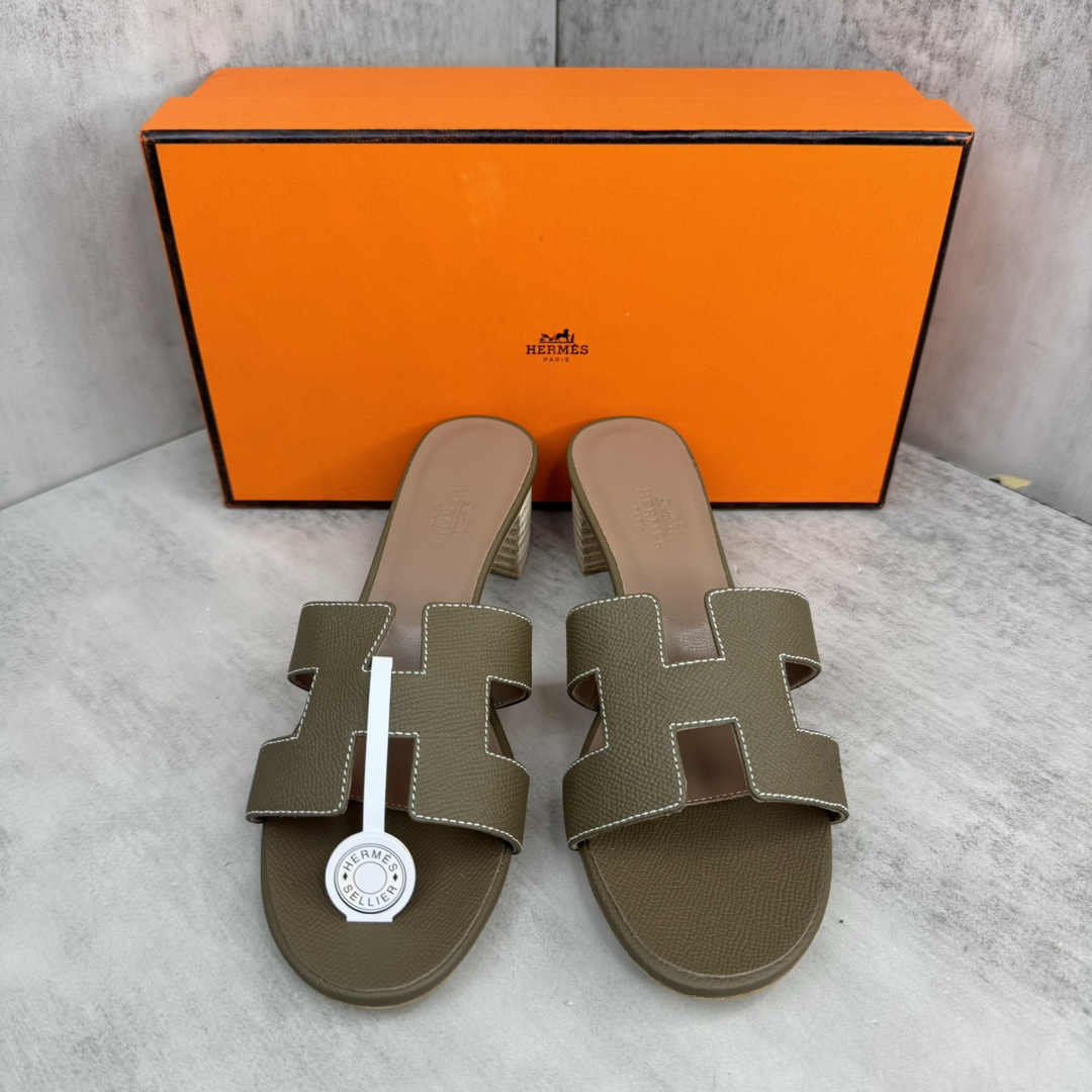 Hermès 新款上架 爱马仕 H人字拖 女拖鞋 款式 传久 经得起考验