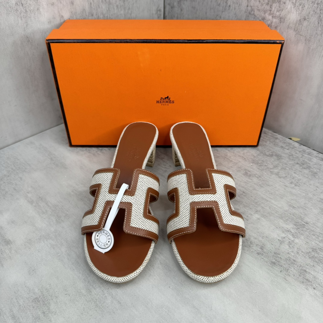 Hermès 新款上架 爱马仕 H人字拖 女拖鞋 款式 传久 经得起考验