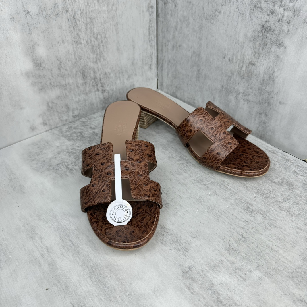 Hermès 新款上架 爱马仕 H人字拖 女拖鞋 款式 传久 经得起考验