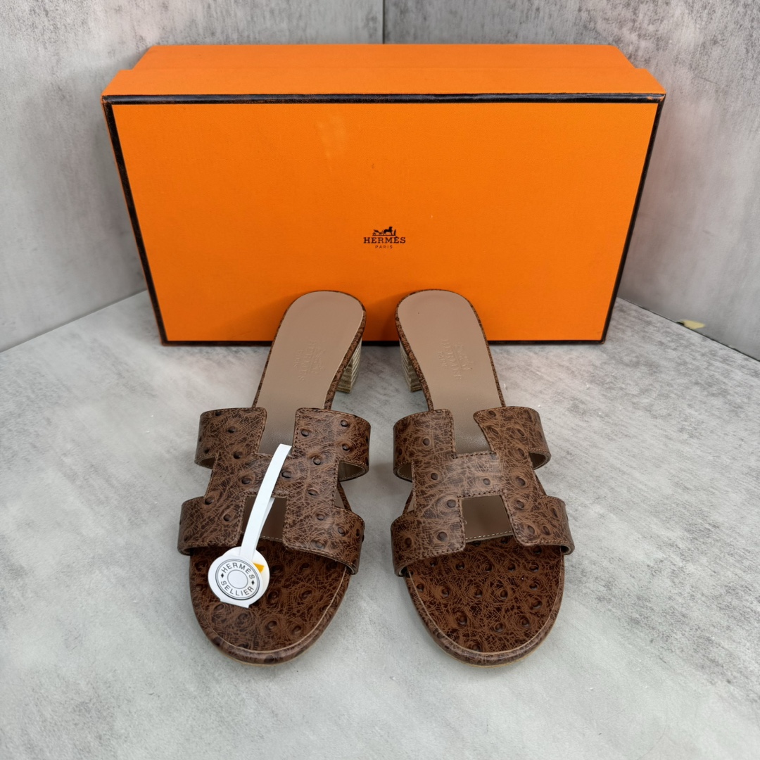 Hermès 新款上架 爱马仕 H人字拖 女拖鞋 款式 传久 经得起考验