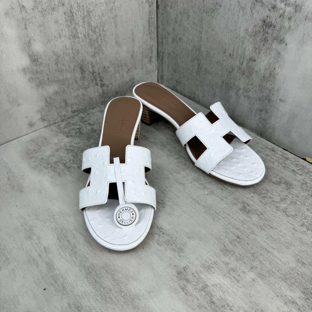 Hermès 新款上架 爱马仕 H人字拖 女拖鞋 款式 传久 经得起考验