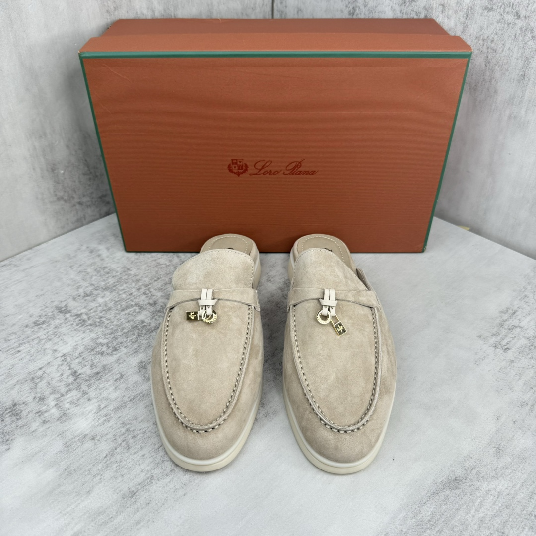 Loro Piana 新款上架 LP最新款乐福鞋拖鞋 意大利高级品牌Loro Piana 是意大利 奢侈品牌