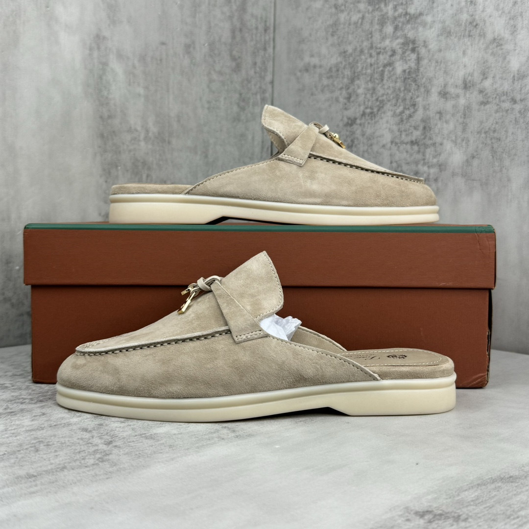 Loro Piana 新款上架 LP最新款乐福鞋拖鞋 意大利高级品牌Loro Piana 是意大利 奢侈品牌