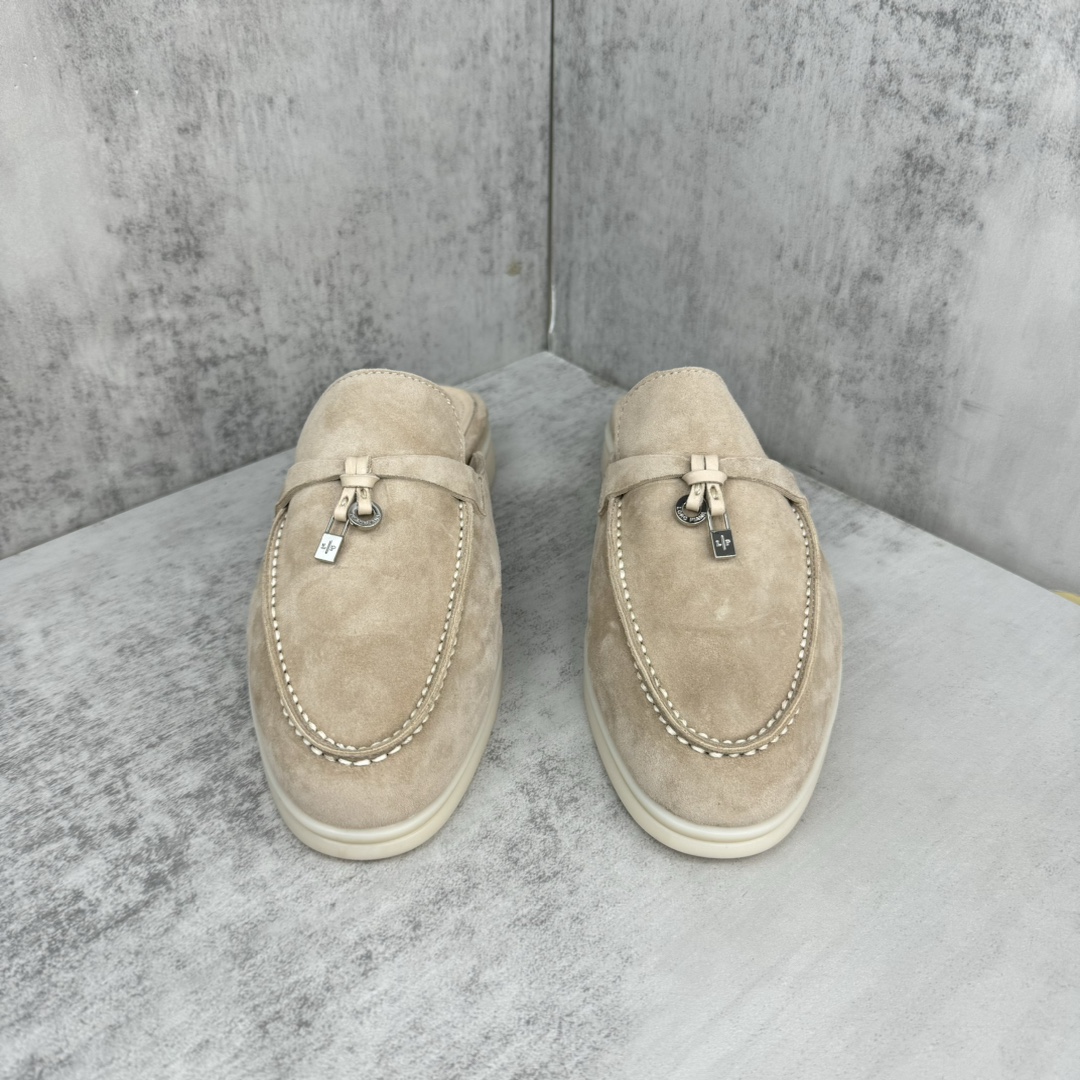 Loro Piana 新款上架 LP最新款乐福鞋拖鞋 意大利高级品牌Loro Piana 是意大利 奢侈品牌