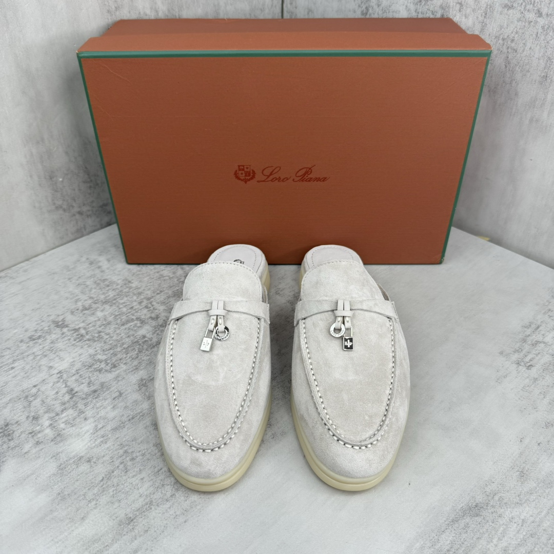 Loro Piana 新款上架 LP最新款乐福鞋拖鞋 意大利高级品牌Loro Piana 是意大利 奢侈品牌