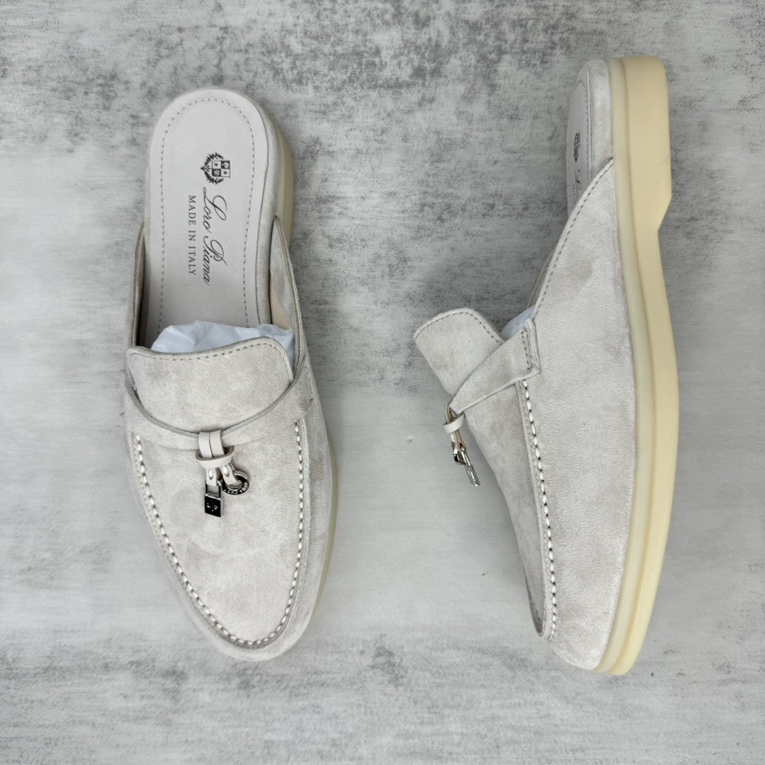 Loro Piana 新款上架 LP最新款乐福鞋拖鞋 意大利高级品牌Loro Piana 是意大利 奢侈品牌