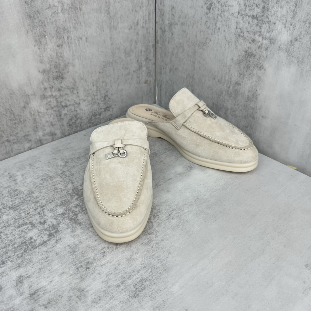 Loro Piana 新款上架 LP最新款乐福鞋拖鞋 意大利高级品牌Loro Piana 是意大利 奢侈品牌