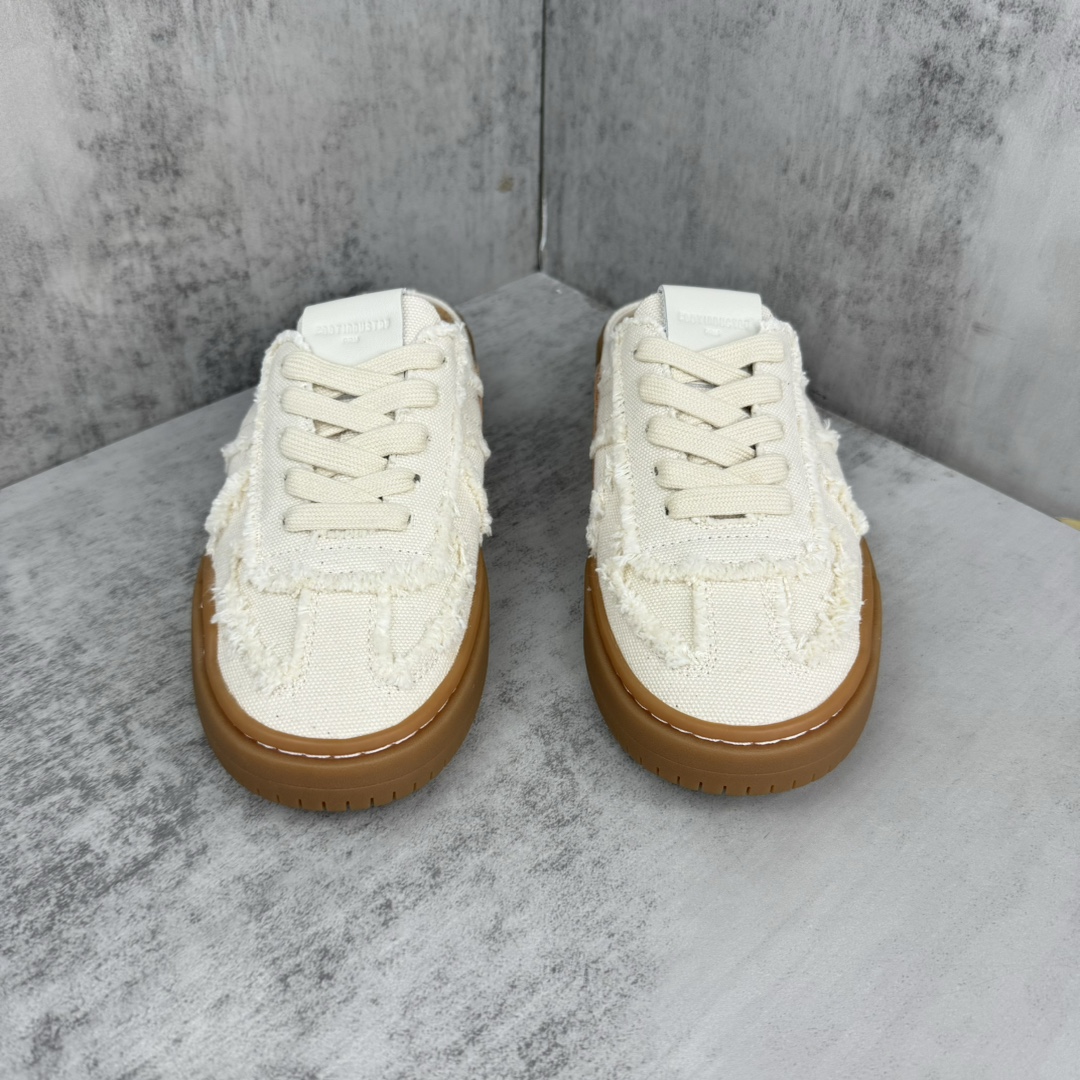 Unknown 新款上架 足下工业会所/FOOT INDUSTRY Urban German Trainer Sneaker 城市生活系列低帮德训风情侣 百搭休闲运动板鞋“皮革白浅灰生胶底”AUA301-001 尺码：36-45
