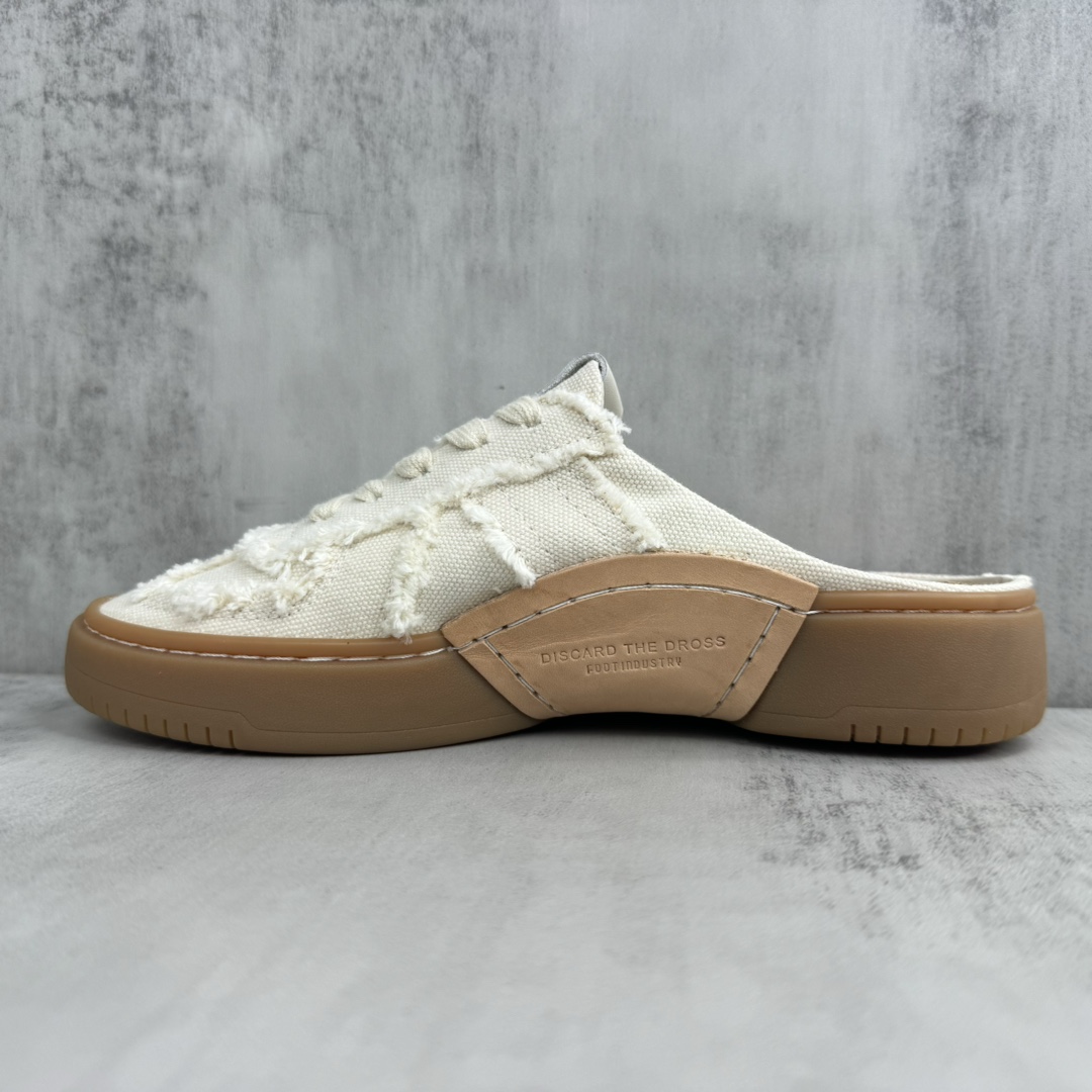 Unknown 新款上架 足下工业会所/FOOT INDUSTRY Urban German Trainer Sneaker 城市生活系列低帮德训风情侣 百搭休闲运动板鞋“皮革白浅灰生胶底”AUA301-001 尺码：36-45