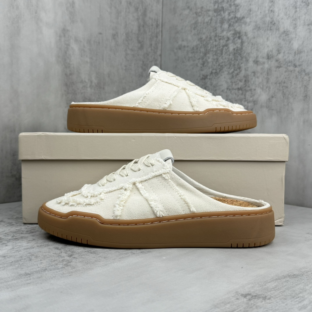 Unknown 新款上架 足下工业会所/FOOT INDUSTRY Urban German Trainer Sneaker 城市生活系列低帮德训风情侣 百搭休闲运动板鞋“皮革白浅灰生胶底”AUA301-001 尺码：36-45