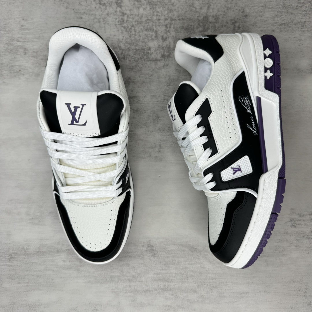 Louis Vuitton 新款上架 2084 Louis*Vuitto* LV Trainer 最新款 大底和面料私模 绝对下血本费心思的一款鞋子 自Vifgil到来之后而设计的这一系列 每一季度都深受众多粉丝的青睐 TPU 大底 包装