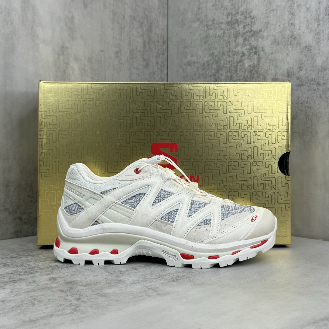 NO:237026,New Salomon outdoor trail running shoes, the upper adopts SENSIFIT fit technology, all-round fits the foot-wrapped shape, heel sole traction design, provides strong grip performance, more adaptable to rough roads in the wild, its 3D ADVANCED CHASSIS chassis, lightweight and large material, the nail teeth design is more stable and protective, the sole is easily worn, CONTAGRIP high wear-resistant materials to cope with the test of long-distance running of urban hard roads, Item number 478478 22 Size 36 36.5 37.5 38 38.5 39 40 40.5 41 42 42.5 43 44 45 46, casual shoes/sports shoes, sneakers19860909新款上架Salomon 萨洛蒙户外越野跑鞋 鞋面采用SENSIFIT贴合技术 全方位贴合包裹脚型 鞋跟部鞋底牵引设计 提供强大的抓地性能 更适应野外崎岖不平的道路 其3D ADVANCED CHASSIS底盘 材料轻量大化 钉齿设计更具稳定性、防护性 鞋底易磨损区运用CONTAGRIP高耐磨材料 应对城市硬质路面长距离跑考验 货号478478 22 尺码36 36.5 37.5 38 38.5 39 40 40.5 41 42 42.5 43 44 45 46,休闲鞋/运动鞋,sneakers,Women's Shoes