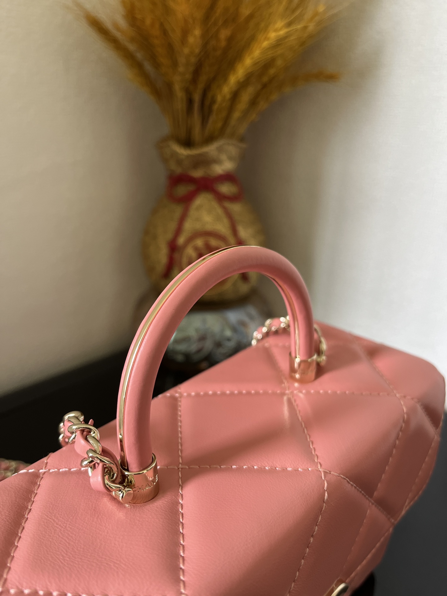 Chanel Luxury Designer Handbag Shoulder Bag in fine calfskin 7