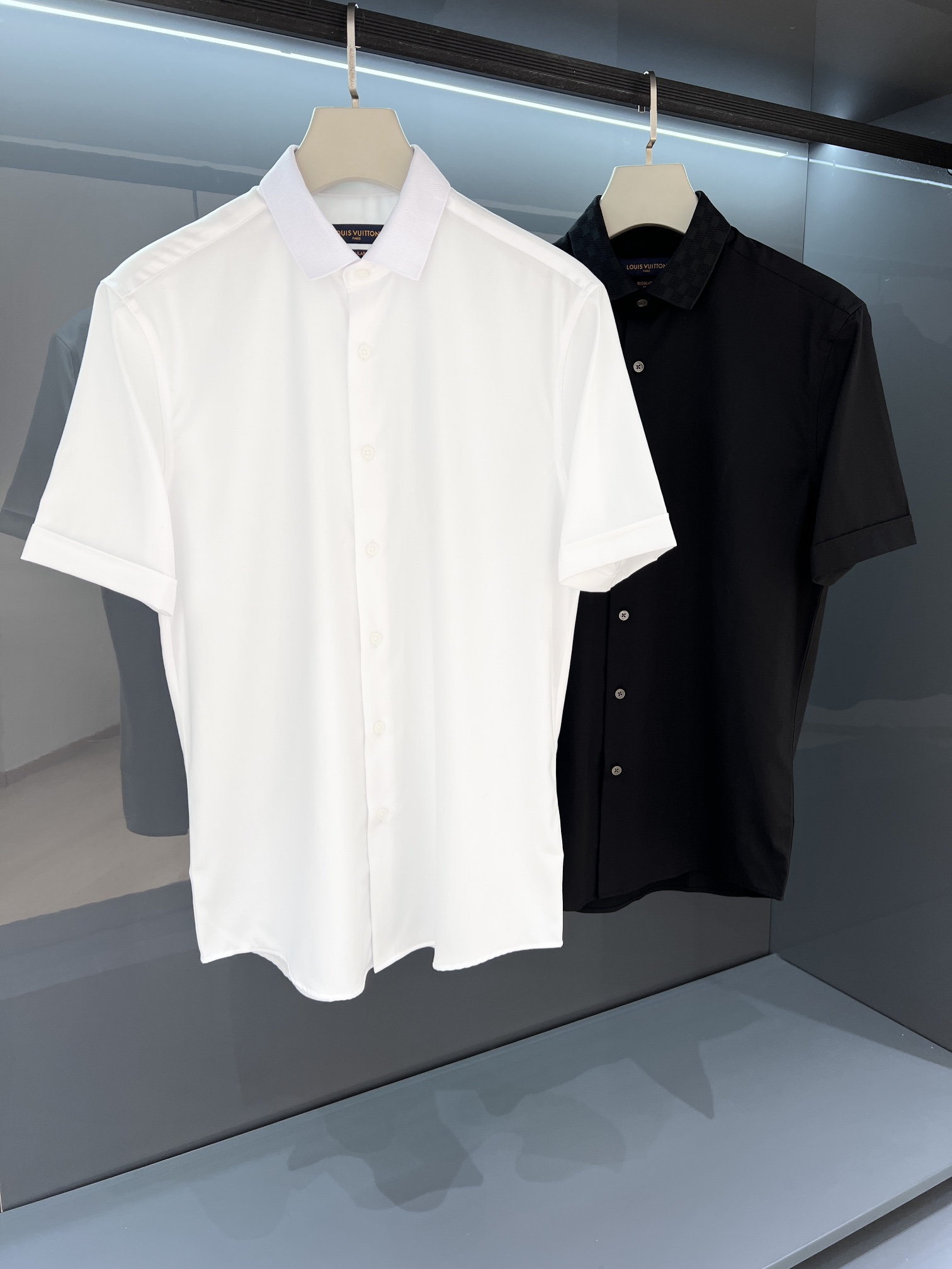 Louis Vuitton Clothing Knit Sweater Shirts & Blouses T-Shirt Black White Men Cotton Knitting Poplin Fabric Spring/Summer Collection Fashion Short Sleeve