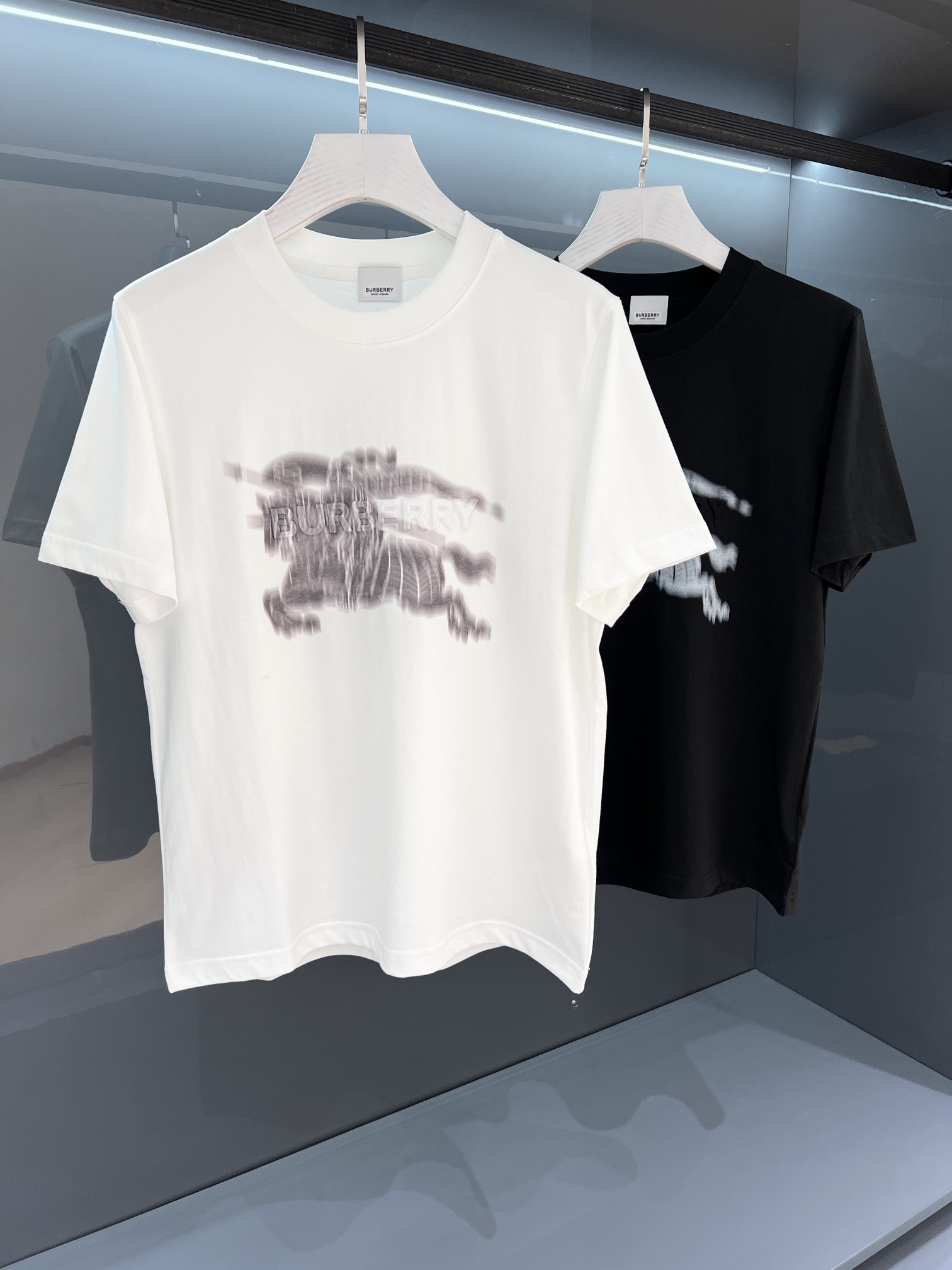 Burberry Kleding T-Shirt 2024 Replica Groothandel goedkope verkoop online
 Zwart Wit Afdrukken Mannen Katoen Gebreide katoen Breien Lente/Zomercollectie Fashion Korte mouw