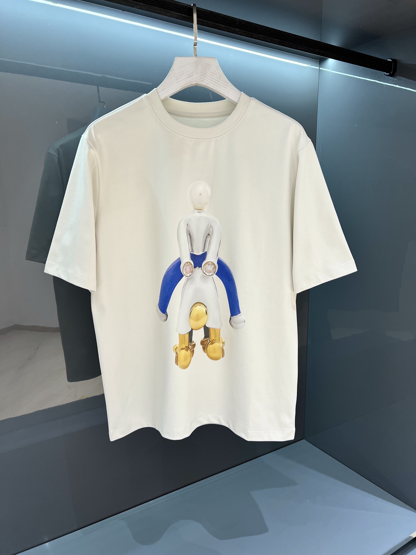   【新品】2025 春夏🆕Lo*we Anagram刺绣短袖T恤 

最新的时尚气质将魅力无限延伸时装