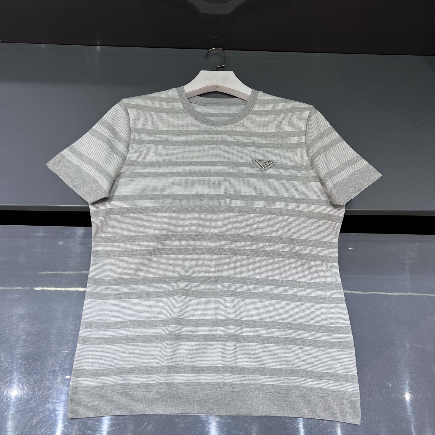 NO:123324,Gray details close-up, alexander wang19860909灰色细节特写,,alexander wang,Men's clothing