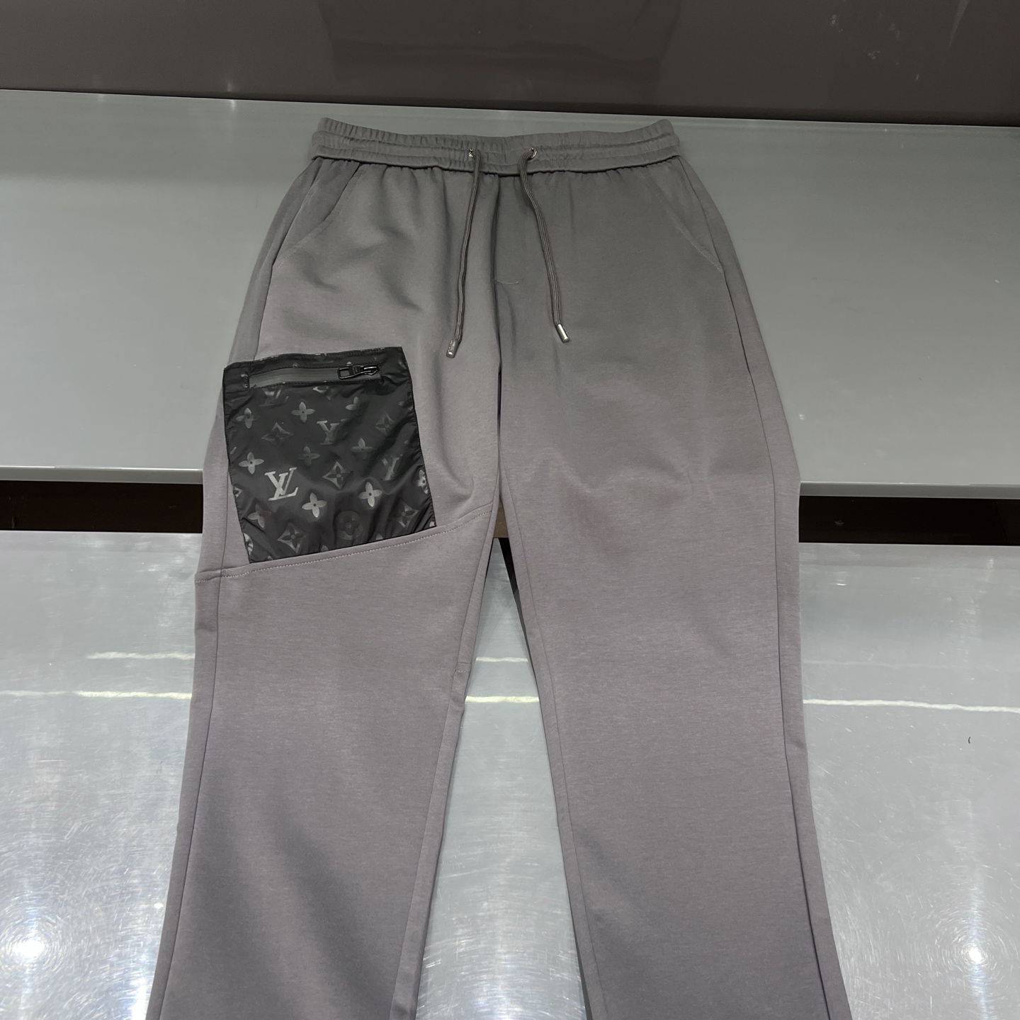 NO:464137,Gray details close-up, alexander wang19860909灰色细节特写,,alexander wang,Men's clothing