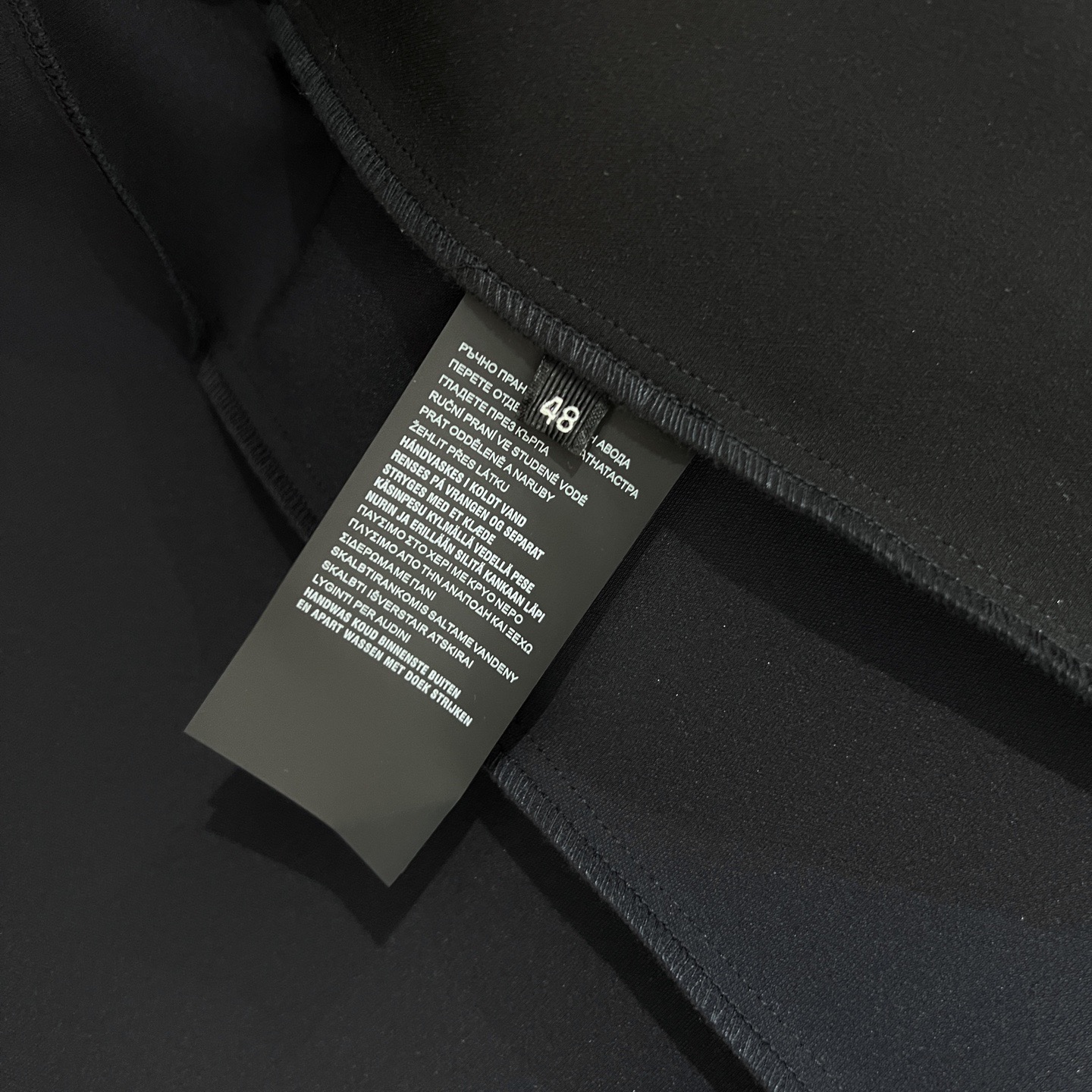 【新品EZ家族男士商务休闲轻便慢跑/户外运动/机能套装（不可拆分），作为EZ家族系列中最有力的法宝，积攒