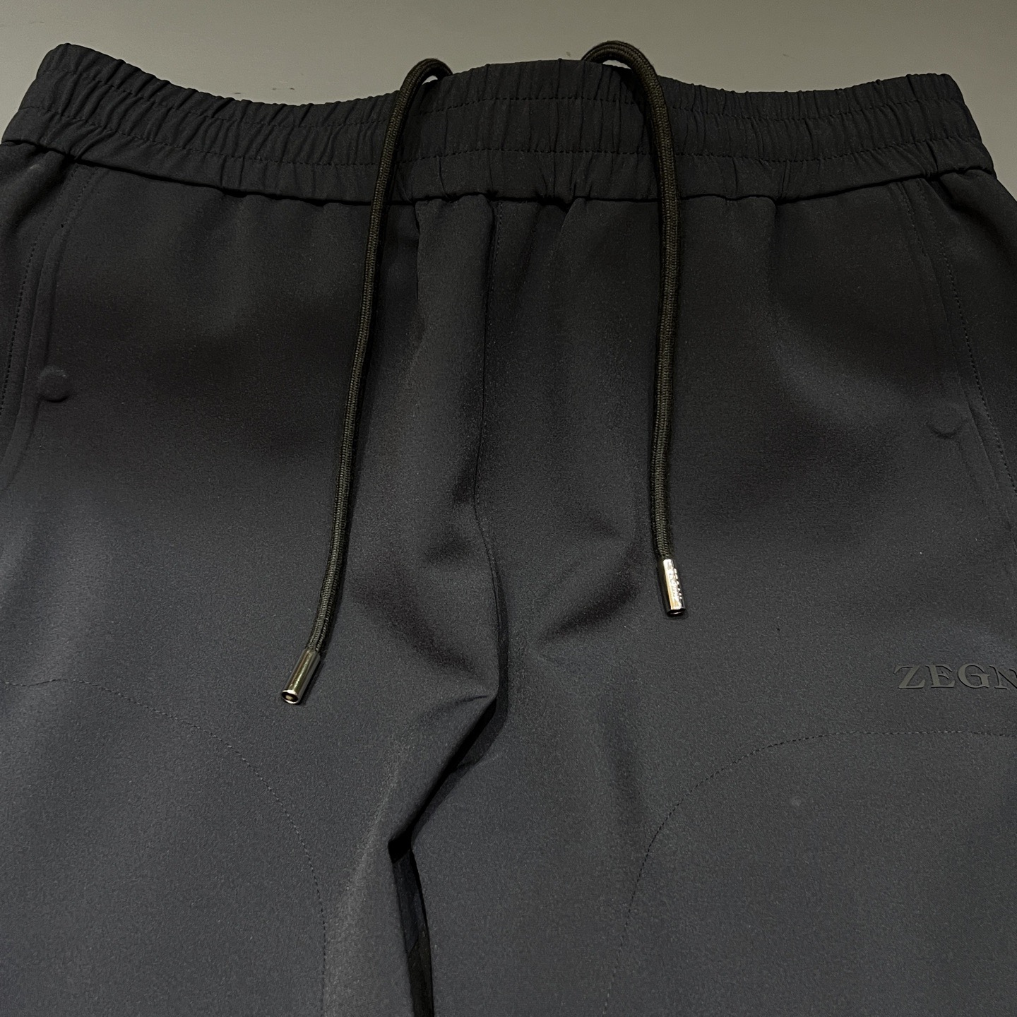 裤装：细节特写