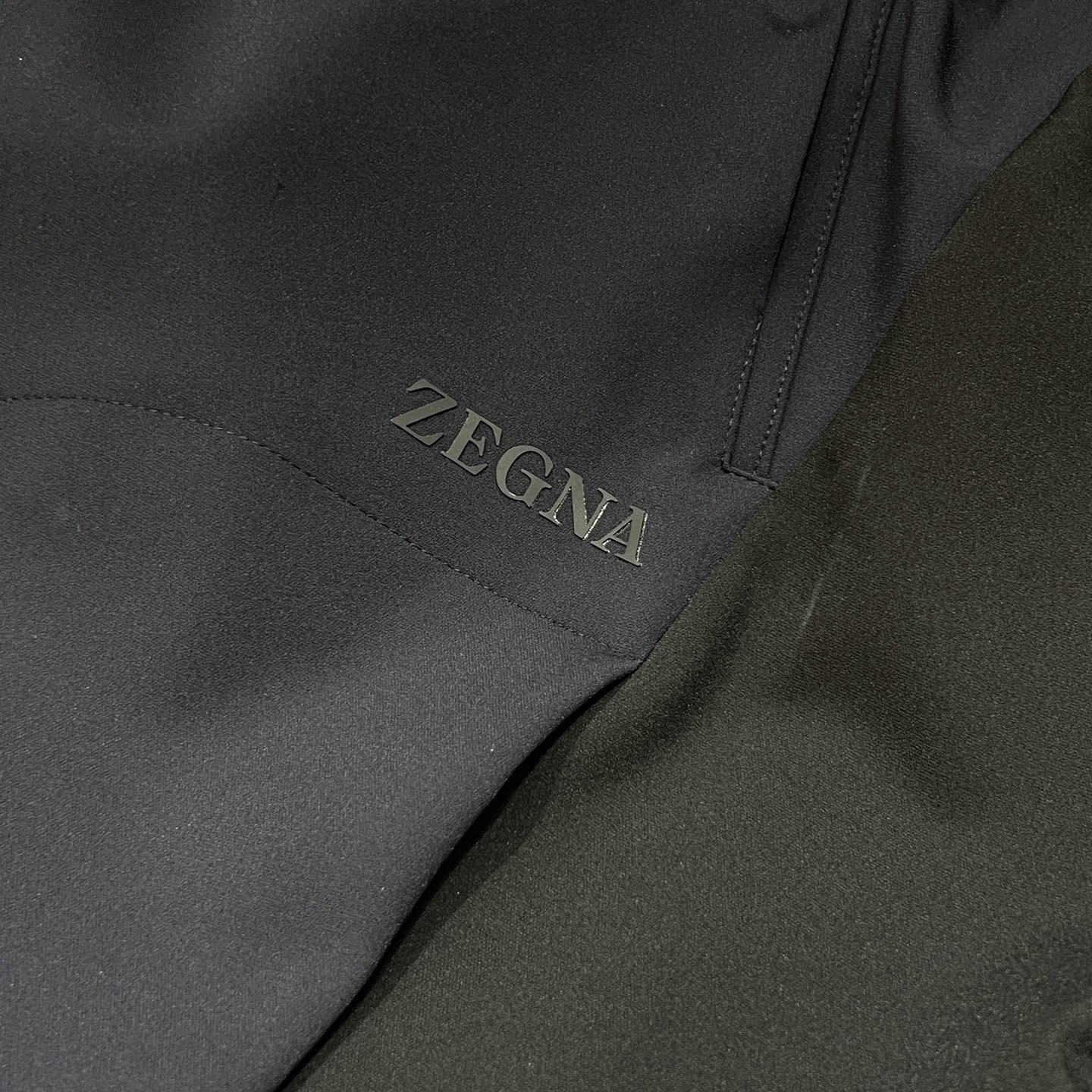 裤装：细节特写