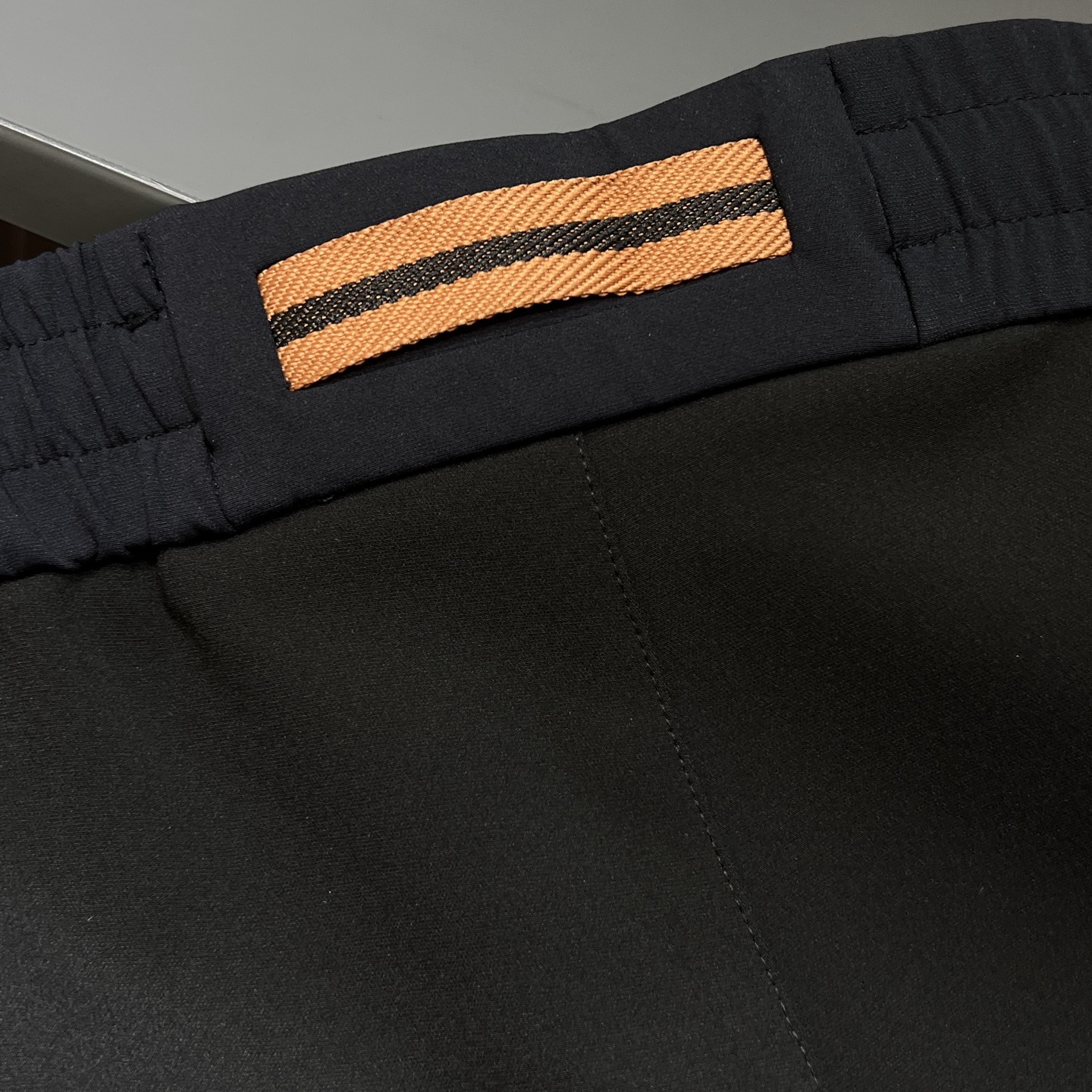 裤装：细节特写