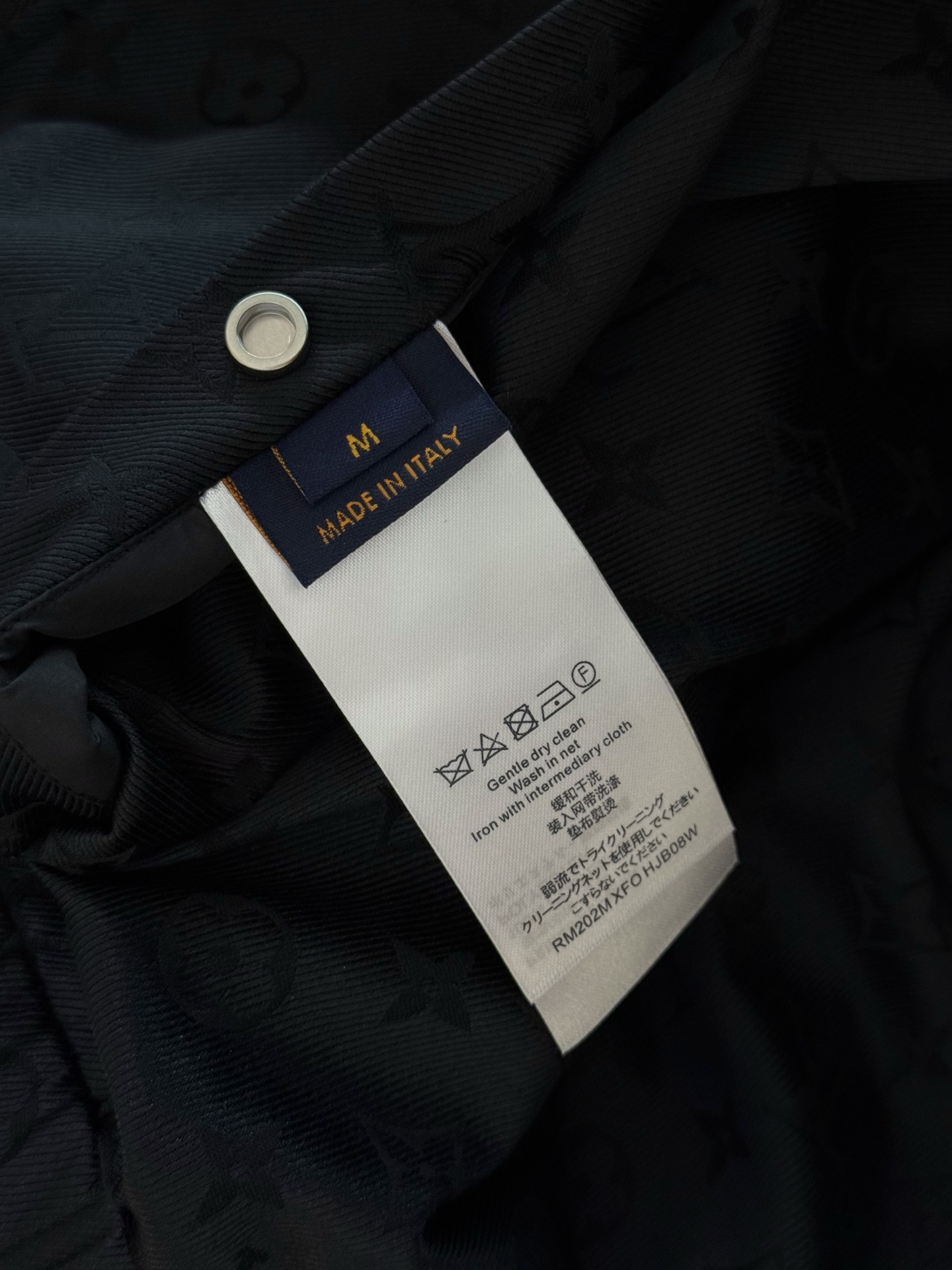 1v 路易威登 25SS 秋冬新品 双面穿设计，柜台同步 ‼️‼️ “驴牌” 秋冬系列新式上线.极致奢感