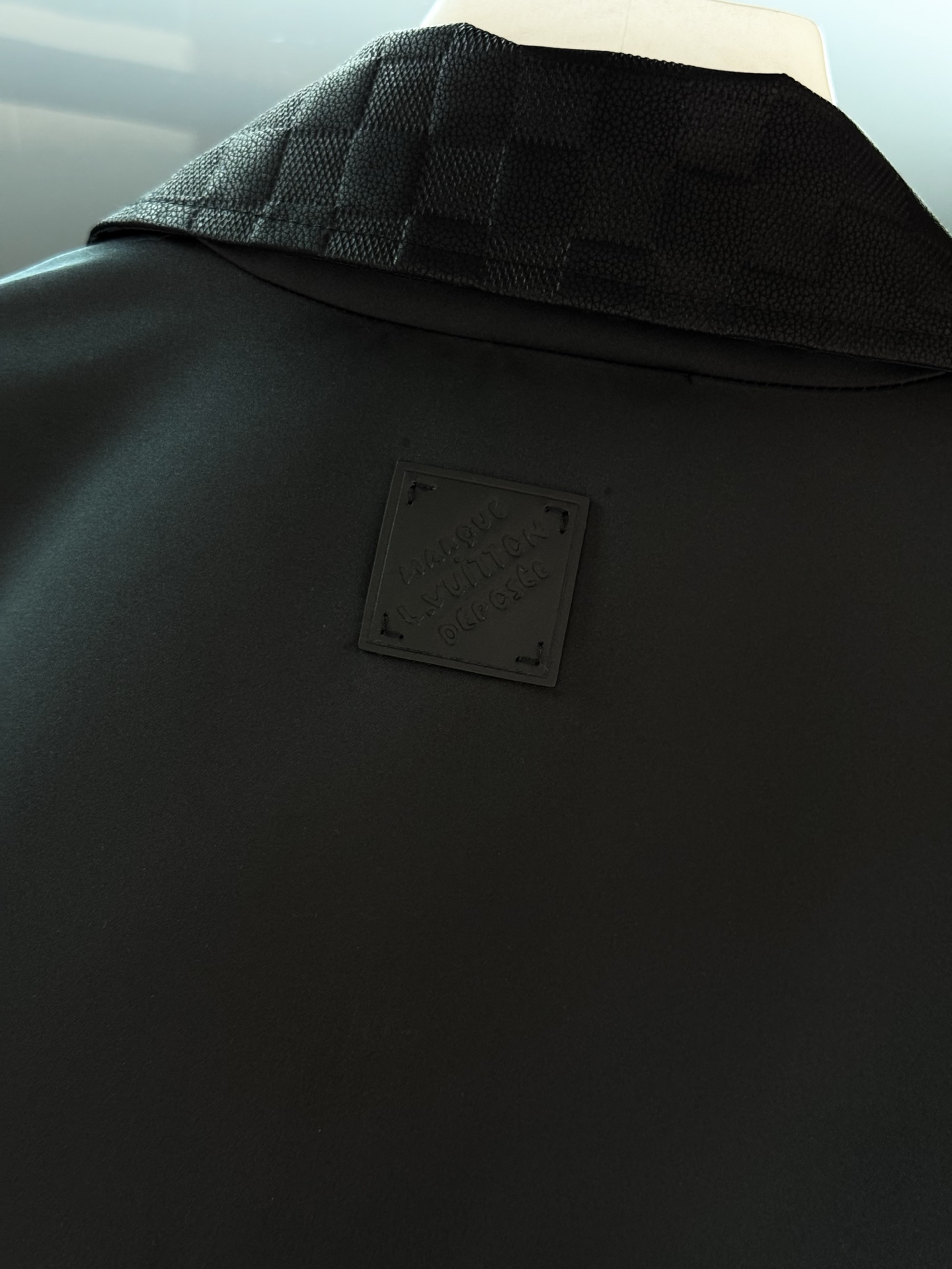 1v 路易威登 25SS 秋冬新品 双面穿设计，柜台同步 ‼️‼️ “驴牌” 秋冬系列新式上线.极致奢感