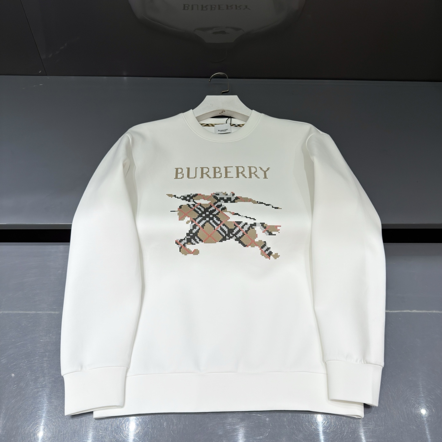 NO:538778,White details close-up, alexander wang19860909白色细节特写,,alexander wang,Men's clothing