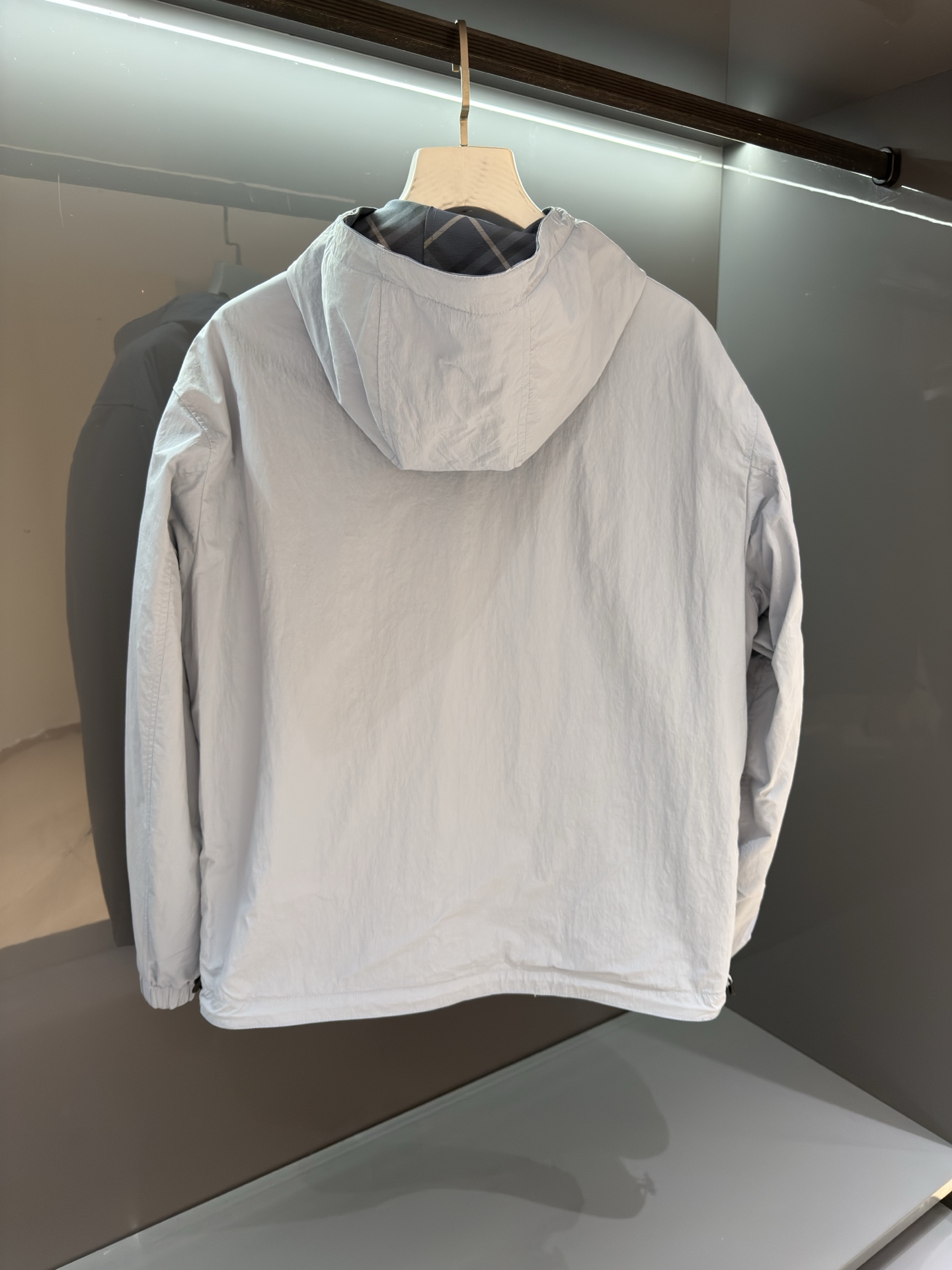 【新品】原单！！！ 25SS专柜同步发售 来自强硬的BUR贸易渠道.为时尚造型增添魅力! 男士双面夹克连