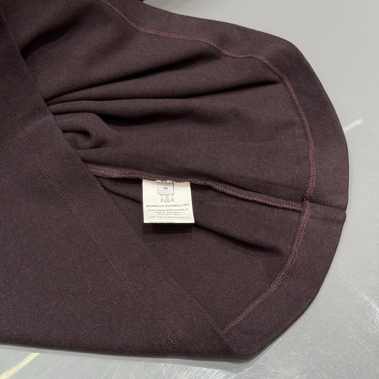 紫色：细节特写