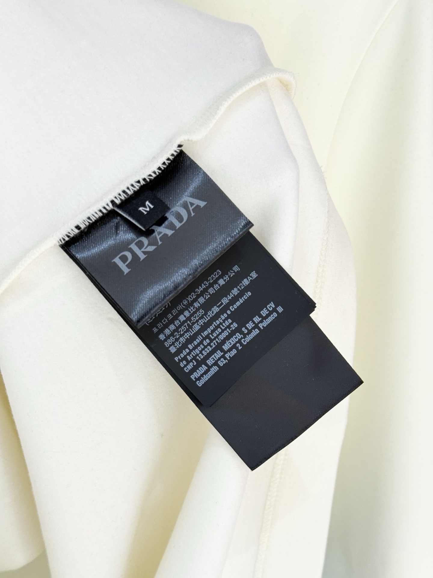 PR2025SS秋冬新款男士时装款加绒圆领长袖T恤，台湾意比贸易公司货，意大利原厂出品，经典王牌单品！P