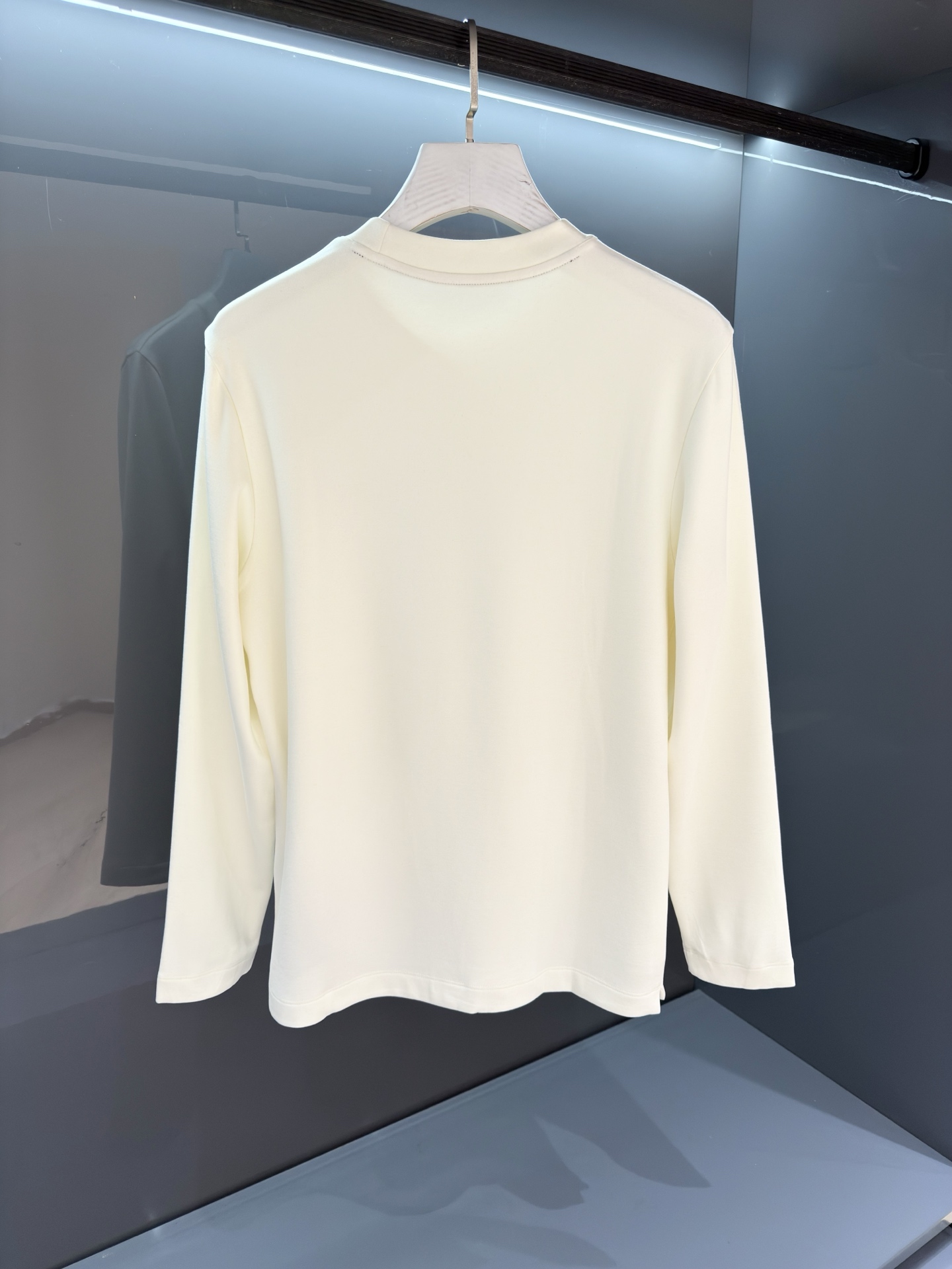 PR2025SS秋冬新款男士时装款加绒圆领长袖T恤，台湾意比贸易公司货，意大利原厂出品，经典王牌单品！P