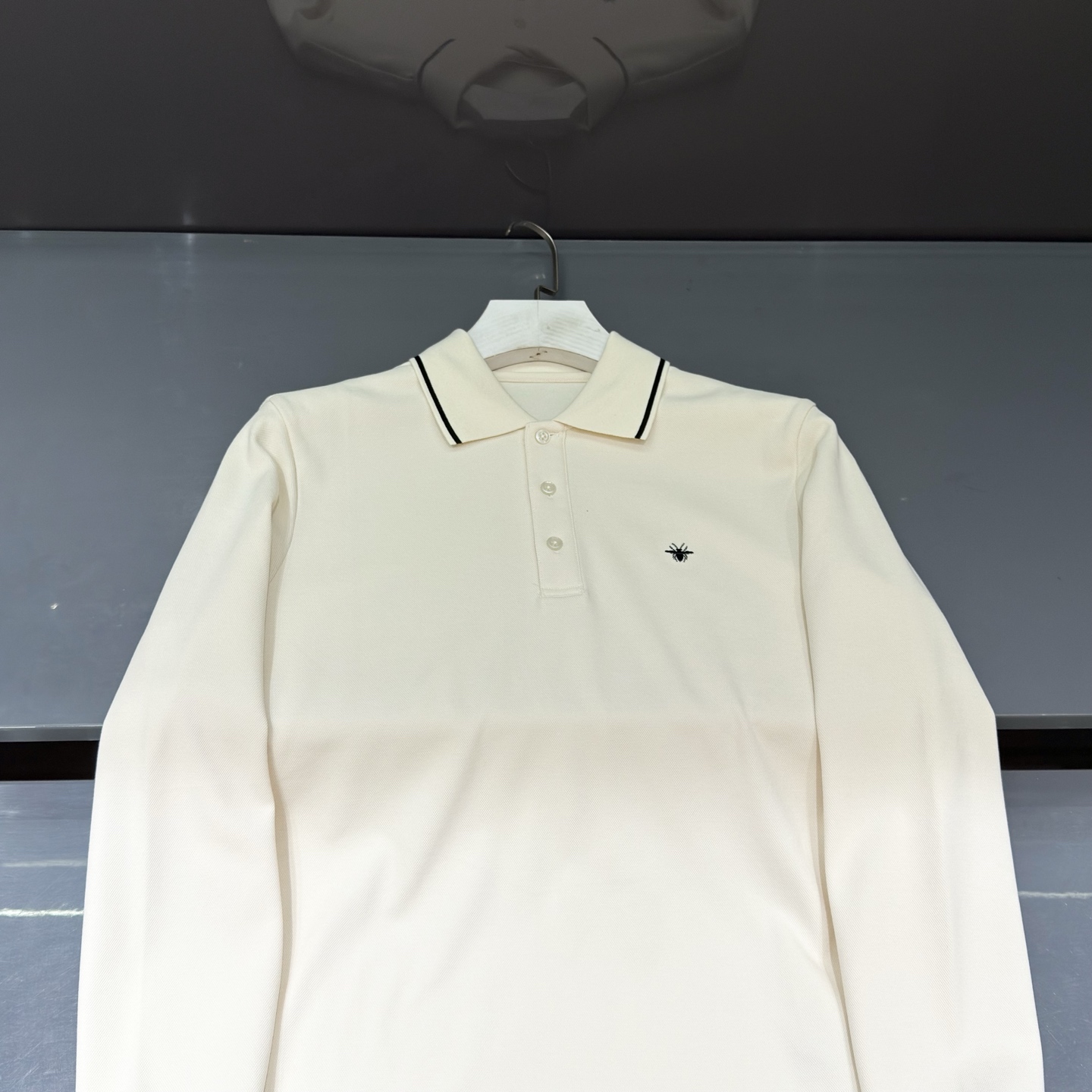 米白色：细节特写