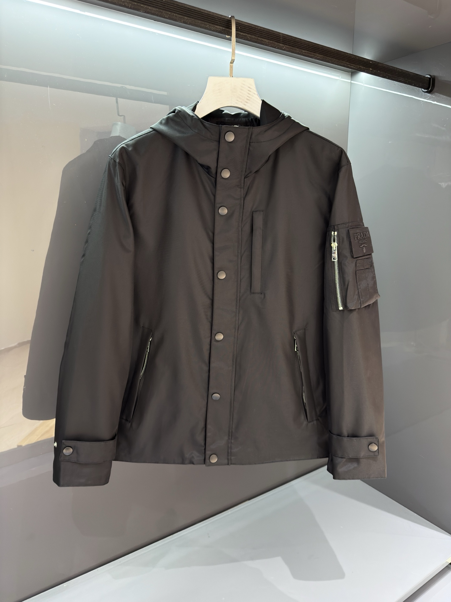 _d_I9s-asmgy9p-jeP5mOwvqOsKyAwhJhRFtWUrw