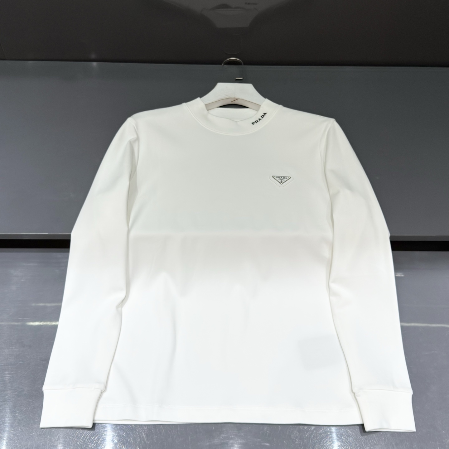 NO:538808,White details close-up, alexander wang19860909白色细节特写,,alexander wang,Men's clothing