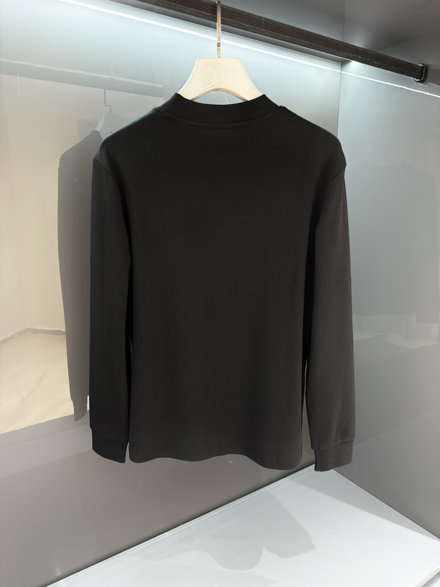 【新品】 Bur 战马刺绣‼️‼️ 2025SS秋冬🆕 “驴”牌男士圆领长袖打底衫 柜台同步发售，高精细