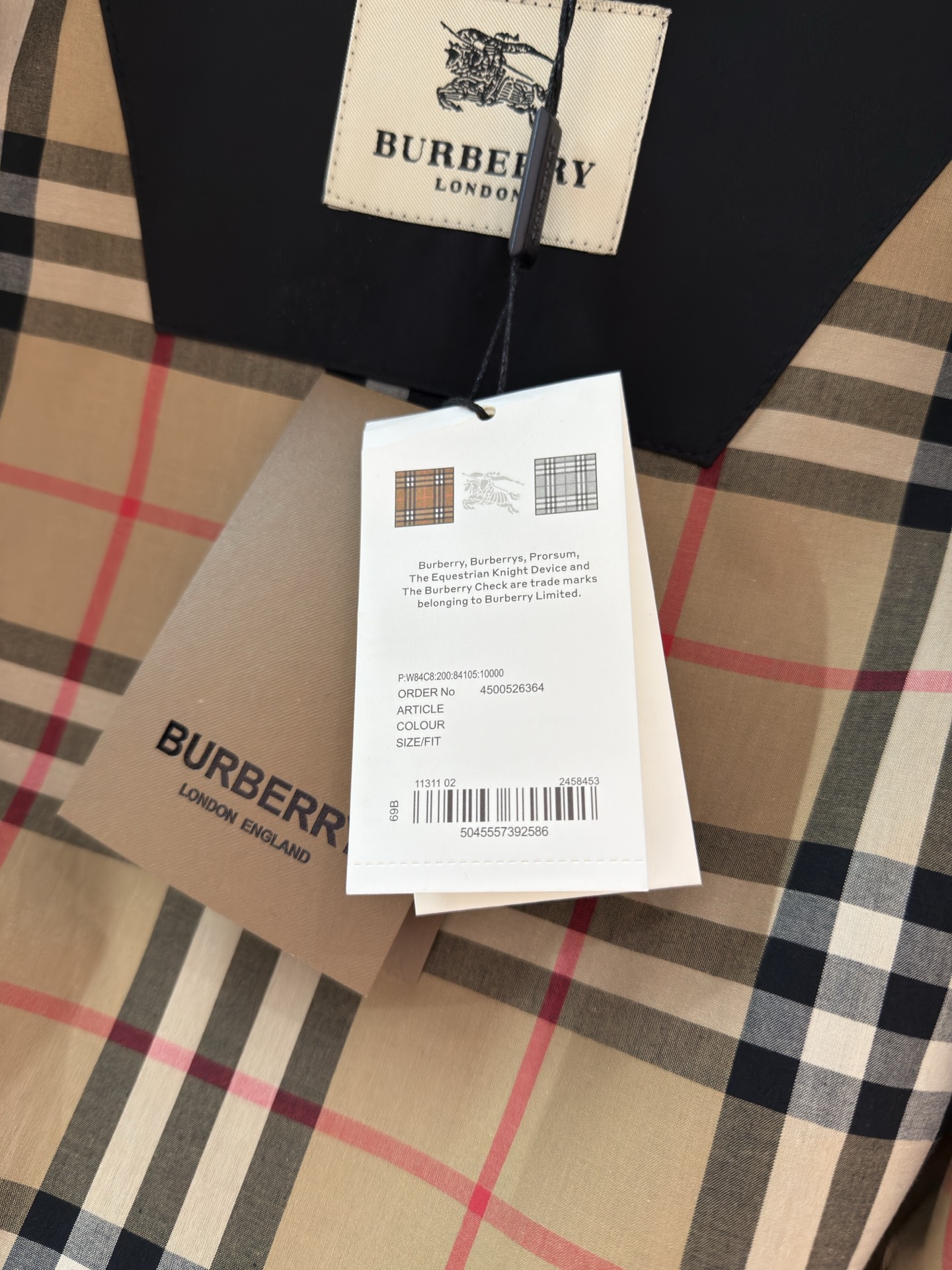 BUR渠道新品订单.l完美呈现,做为新季最实用的外套 2025SS秋冬新品男士商务翻领战马棉外套 夹棉外