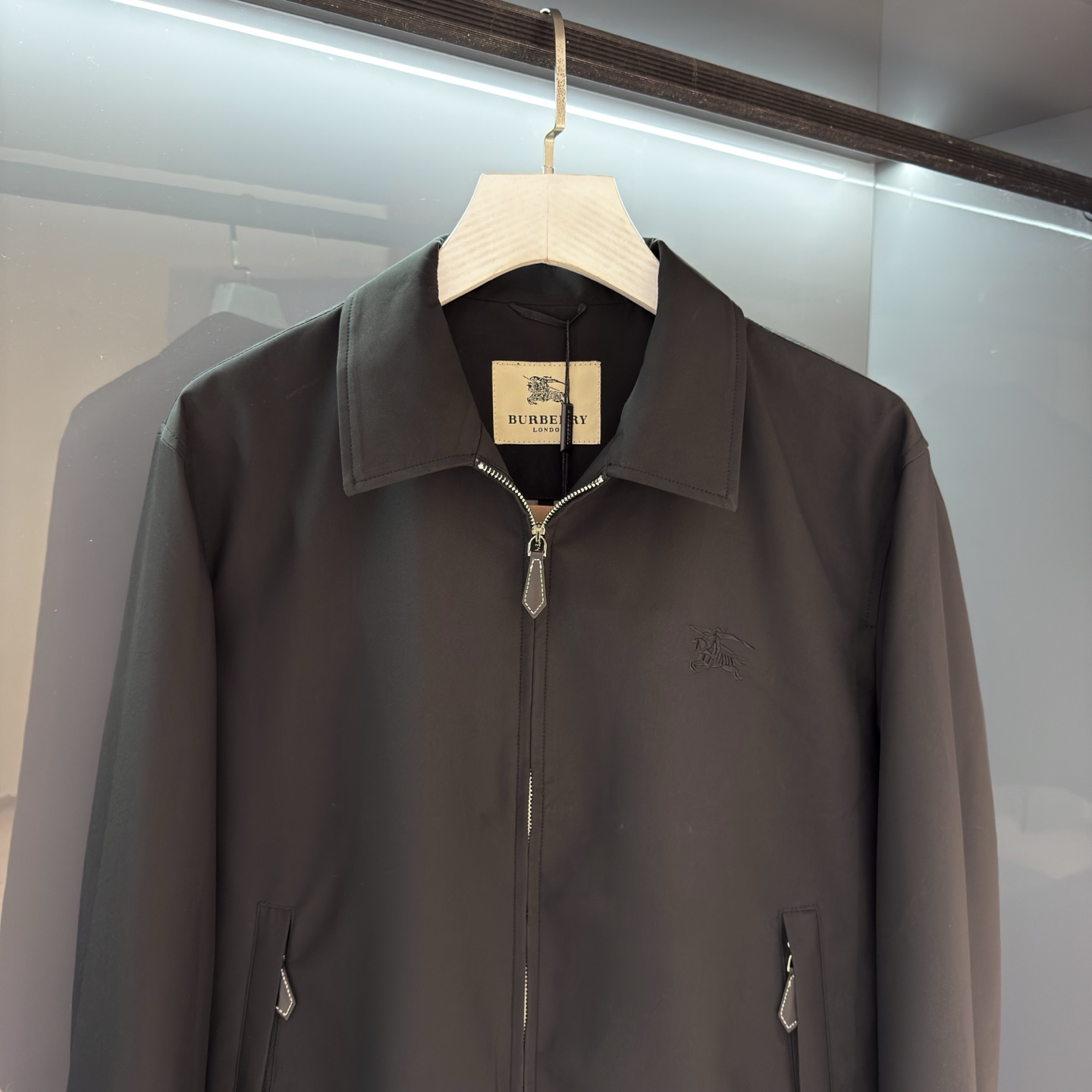 BUR渠道新品订单.l完美呈现,做为新季最实用的外套 2025SS秋冬新品男士商务翻领战马棉外套 夹棉外