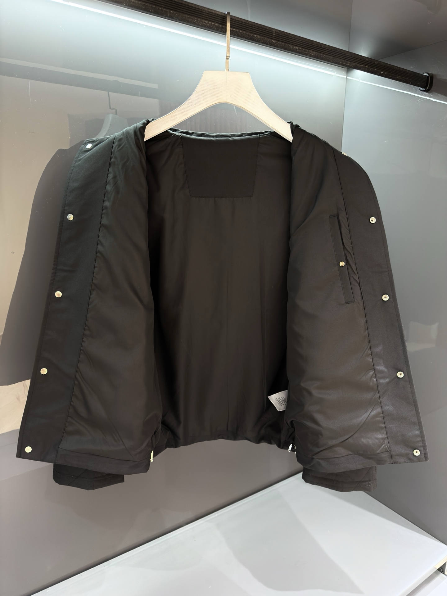 渠道订单 柜台同渠道货源2025秋冬新品 Di*r 男士棉服休闲夹克外套 经典独特的造型魅力,廓形潮流设