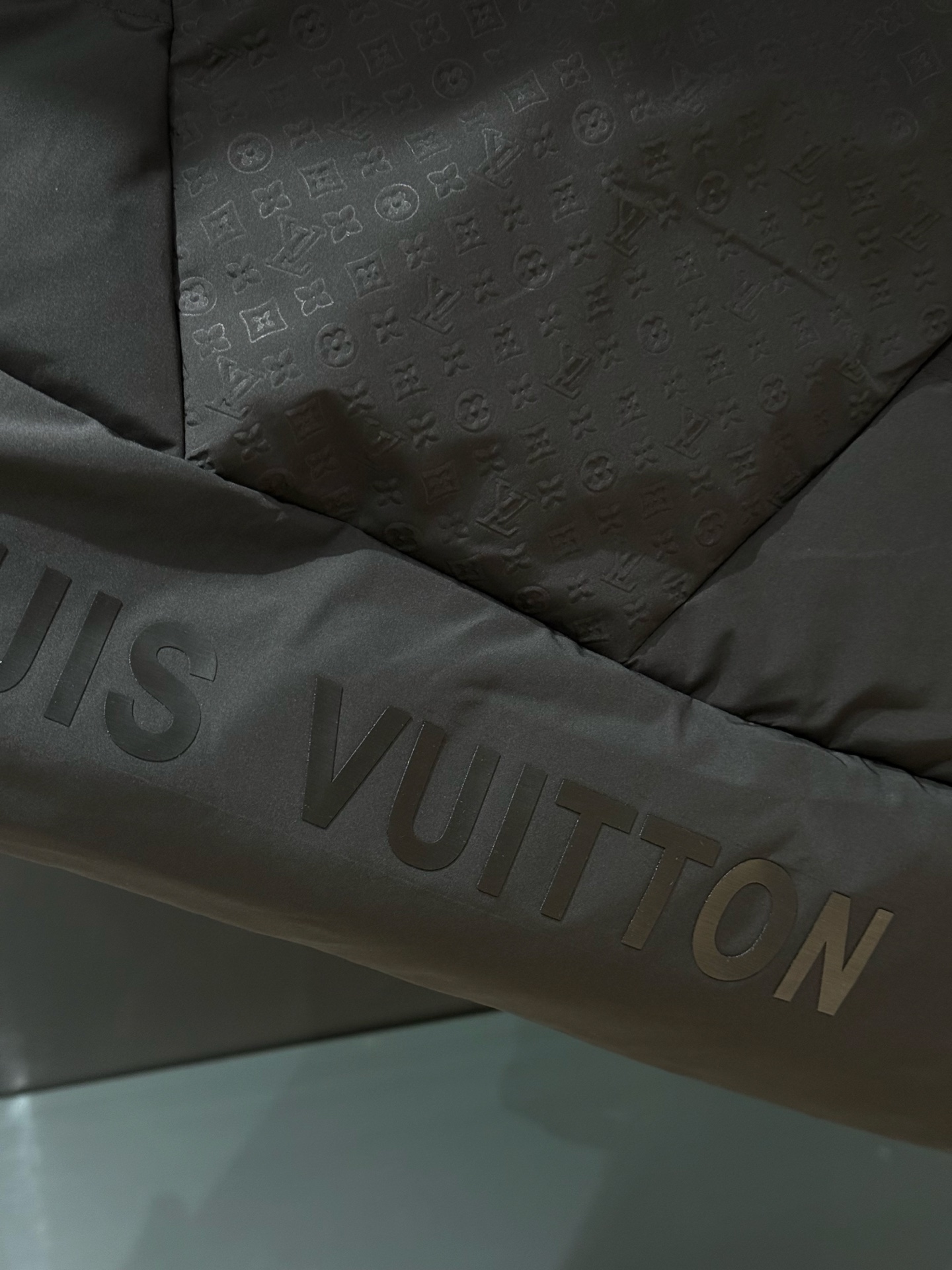 【新品】P 柜台同步发售 2025SS秋冬新品 男士连帽羽绒服，可拆卸连帽设计！贸易公司渠道订单‼️ 本