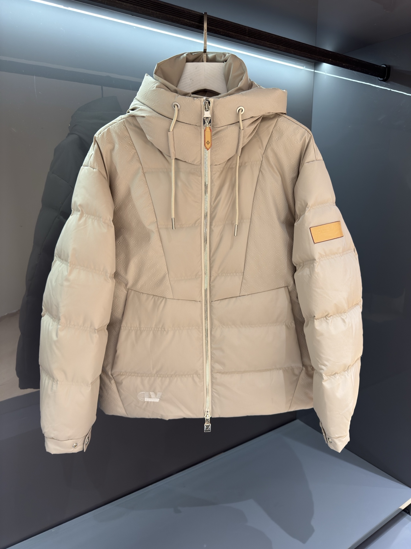 【新品】P 柜台同步发售 2025SS秋冬新品 男士连帽羽绒服，可拆卸连帽设计！贸易公司渠道订单‼️ 本