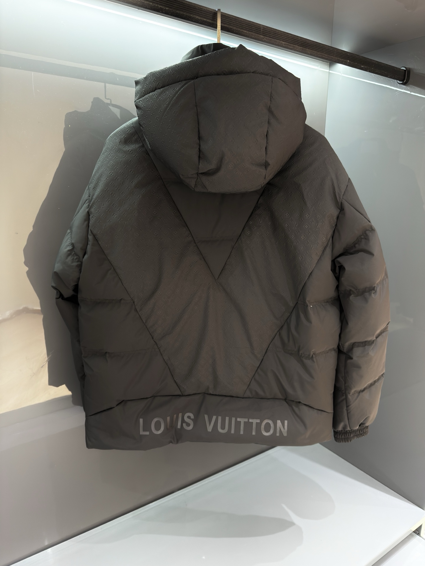 【新品】P 柜台同步发售 2025SS秋冬新品 男士连帽羽绒服，可拆卸连帽设计！贸易公司渠道订单‼️ 本