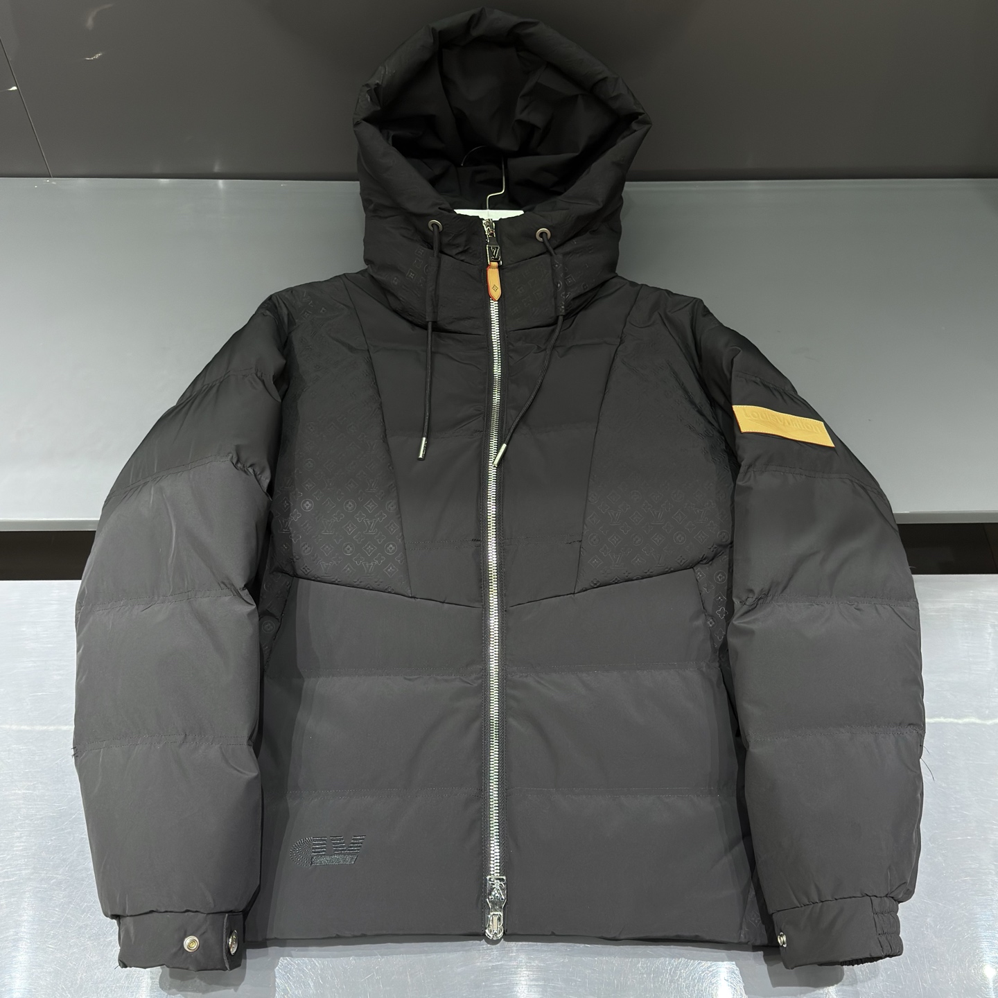 NO:597955,black detail close-up, alexander wang19860909黑色细节特写,,alexander wang,Men's clothing