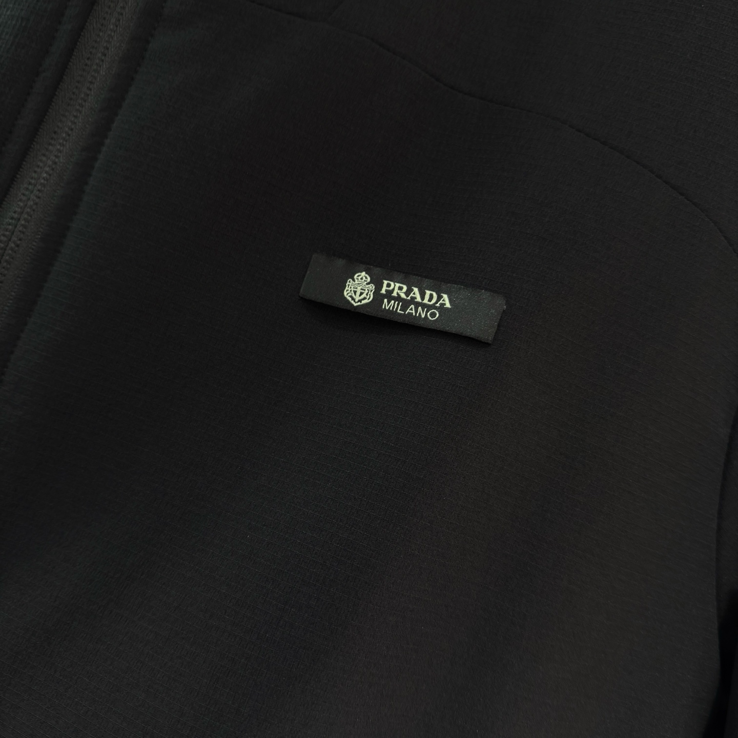 贸易公司订单‼️ PR*ad 26SS春季新品 男士立领夹克 时尚休闲外套 官网同步发售 P家始终以其独