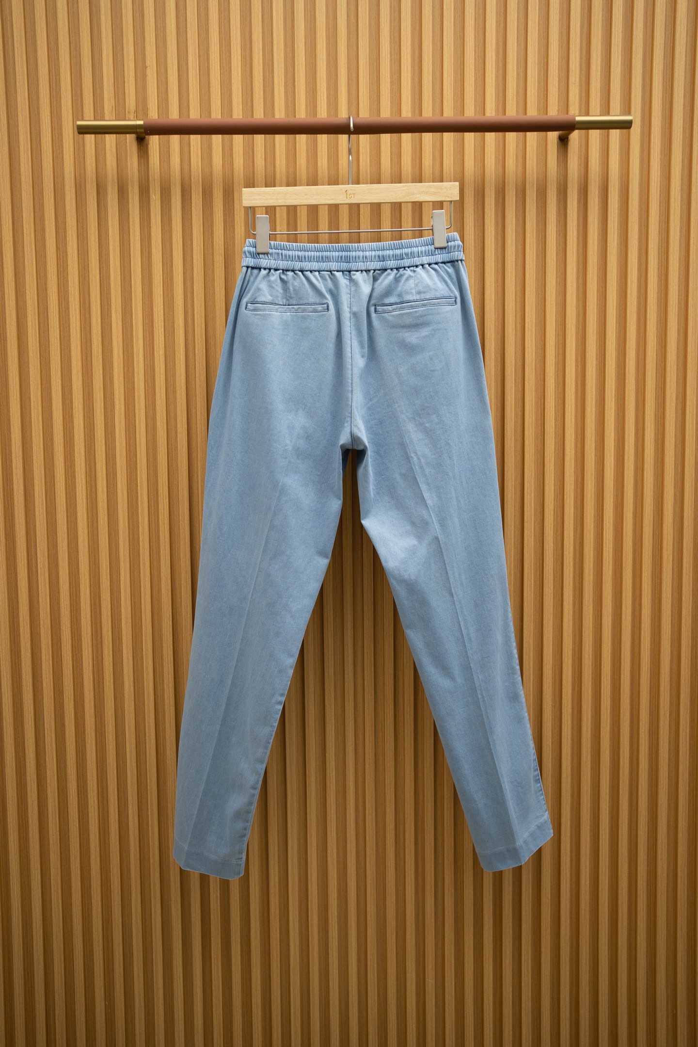 BC  休闲裤服装 7